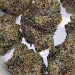 Neon Wormz Strain by DOJA